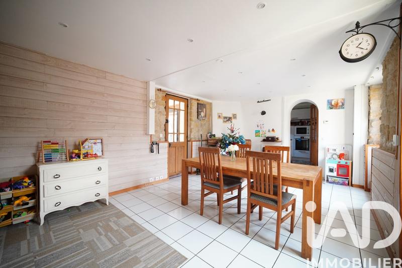 Maison - 127 m² - 5 pièces