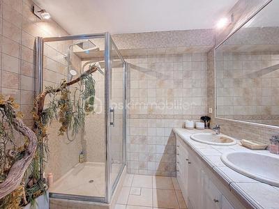 Appartement - 75 m² - 4 pièces