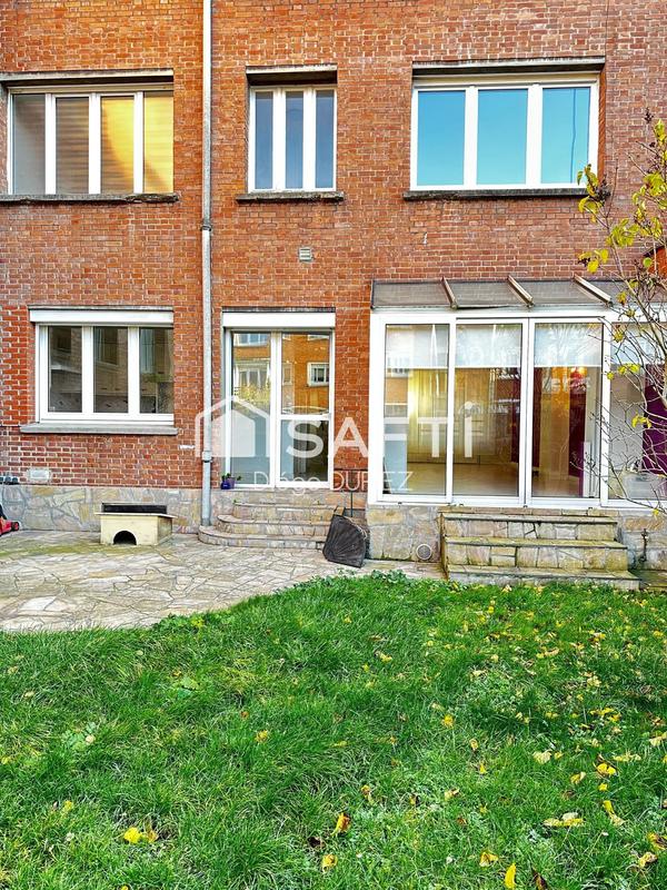 Maison - 145 m² - 8 pièces