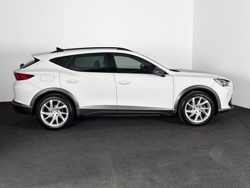 Cupra Formentor V 204ch Cockpit Carplay Cuir Regul Acc Keyless Go Ja18p E-Hybrid Rechargeable