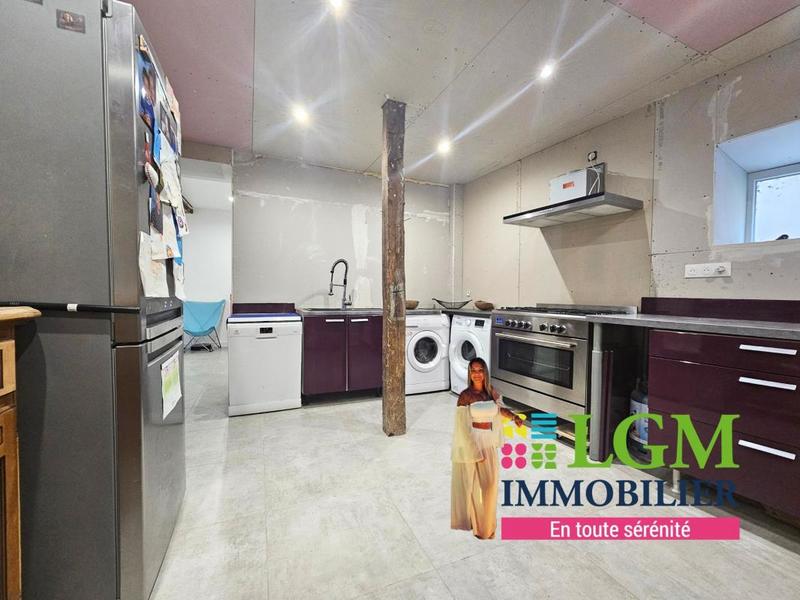 Maison - 180 m² - 6 pièces