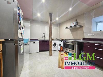 Maison - 180 m² - 6 pièces