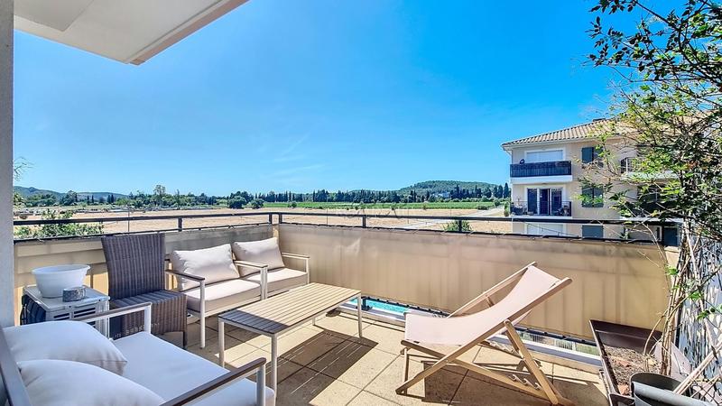 Appartement - 67 m² - 3 pièces