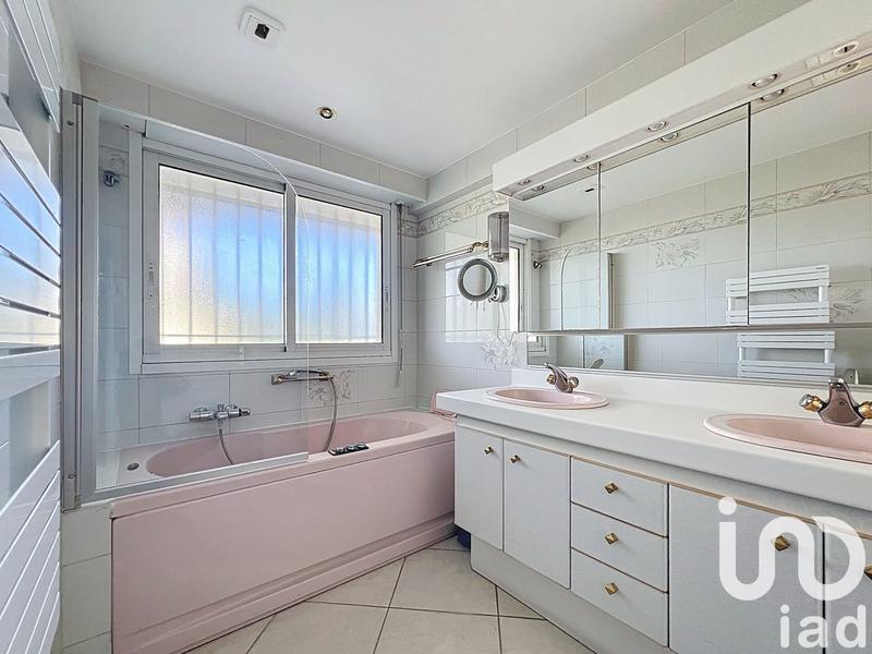 Appartement - 100 m² - 3 pièces