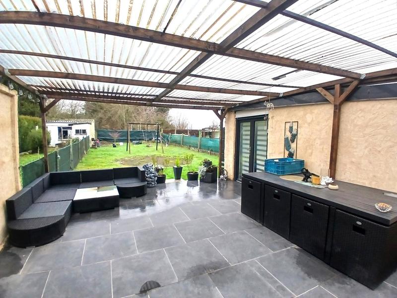 Maison - 95 m² - 4 pièces