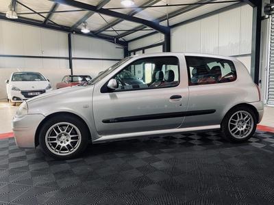 Renault Clio II Rs 2.0 i Phase 1 172ch