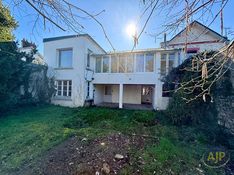 Maison - 123 m² - 6 pièces