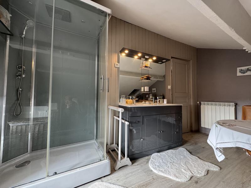 Maison - 144 m² - 6 pièces