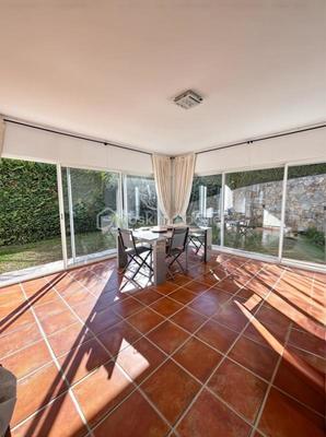 Villa - 433 m² - 12 pièces