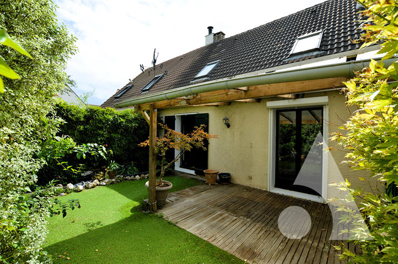 Maison - 104 m² - 5 pièces