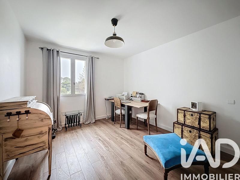 Maison - 250 m² - 7 pièces