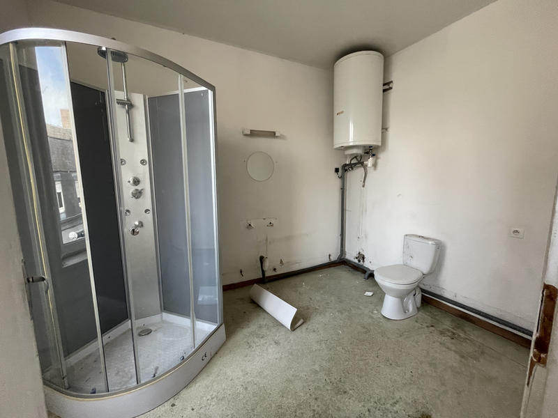 Maison - 350 m² - 15 pièces