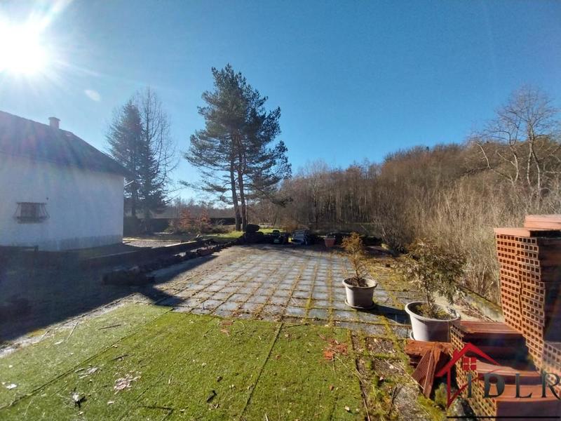 Maison - 200 m² - 5 pièces