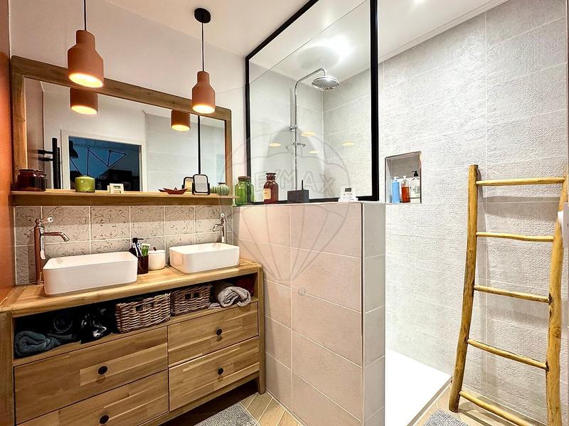 Maison - 115 m² - 4 pièces