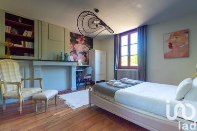 Maison - 185 m² - 11 pièces