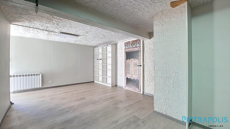 Maison - 183 m² - 6 pièces