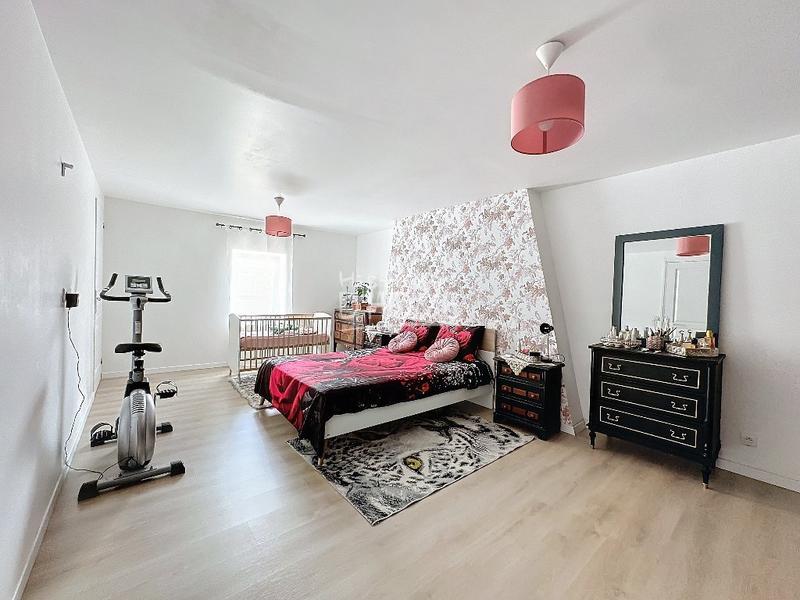 Maison - 110 m² - 4 pièces