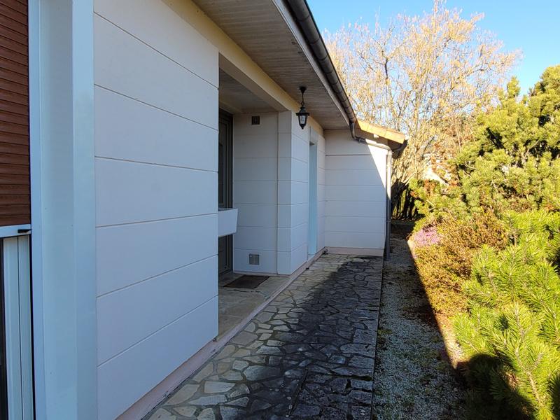 Maison - 99 m² - 5 pièces