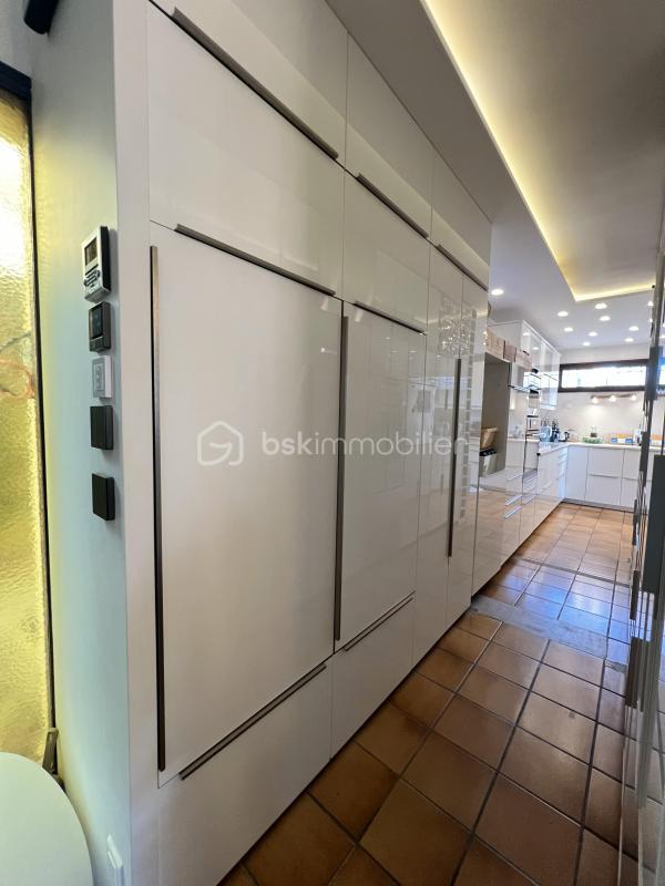 Maison traditionnelle - 105 m² - 5 pièces