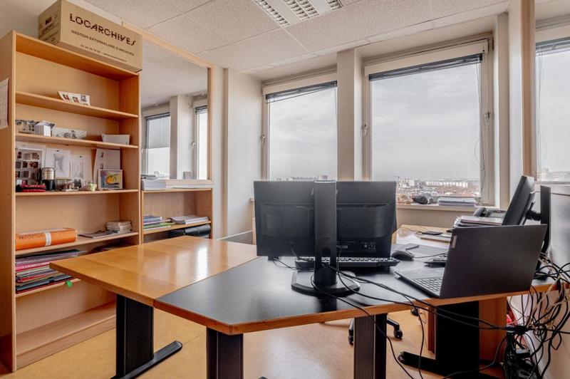 Bureau - 266 m² - 8 pièces