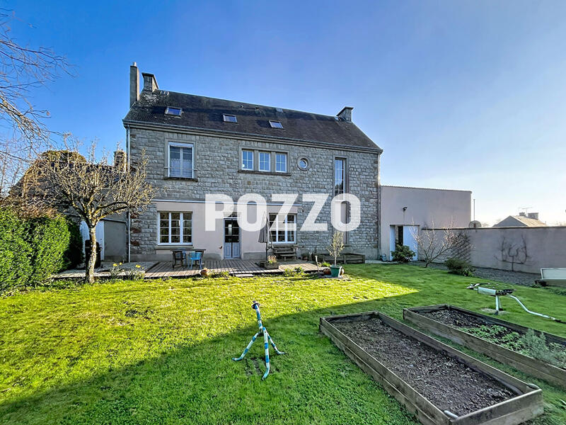 Maison - 193 m² - 6 pièces