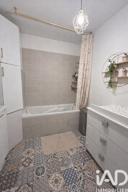 Appartement - 75 m² - 3 pièces