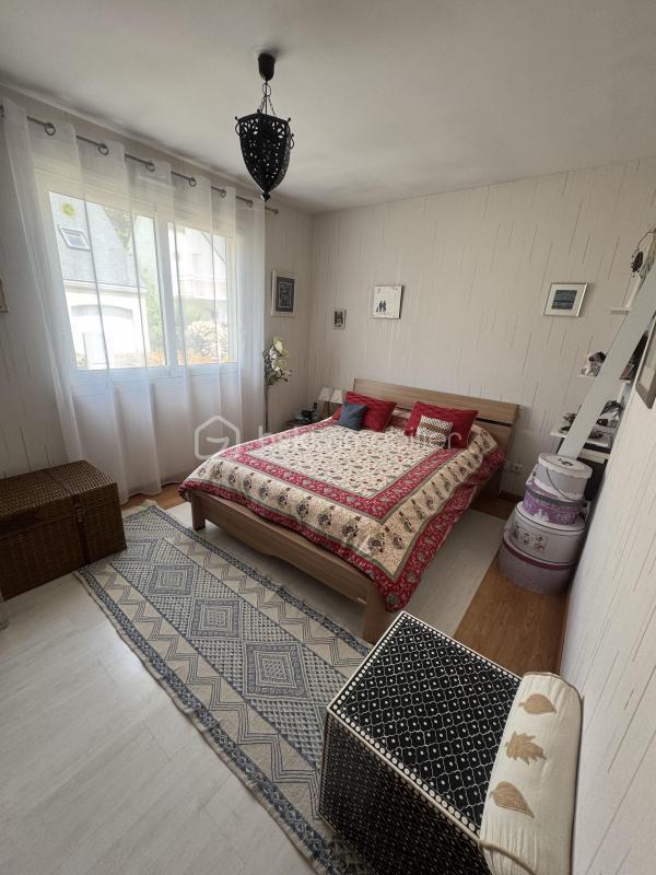 Pavillon - 186 m² - 8 pièces