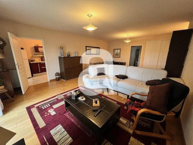 Appartement - 98 m² - 4 pièces