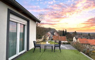 Maison - 226 m² - 8 pièces