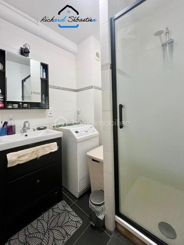 Immeuble - 250 m² - 10 pièces