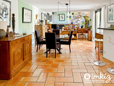 Maison - 197 m² - 7 pièces