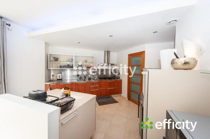 Pavillon - 183 m² - 5 pièces