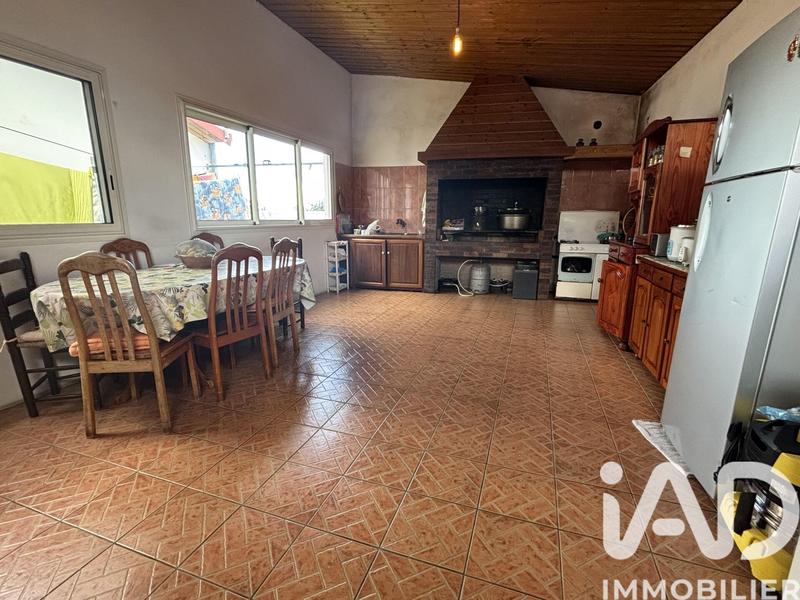 Maison - 369 m² - 13 pièces