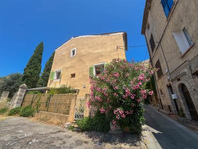 Maison - 110 m² - 7 pièces