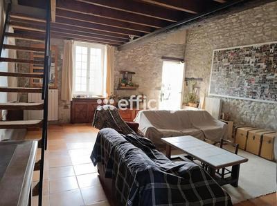 Maison - 185 m² - 5 pièces