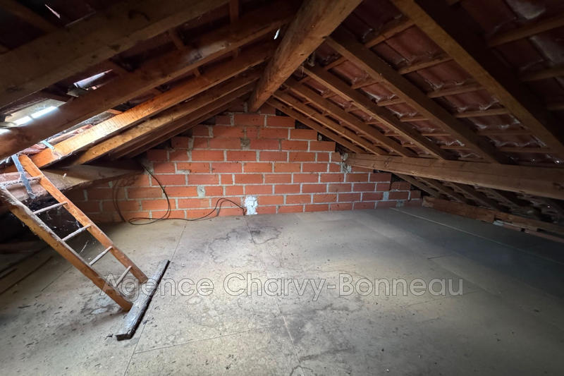 Maison - 182 m² - 9 pièces