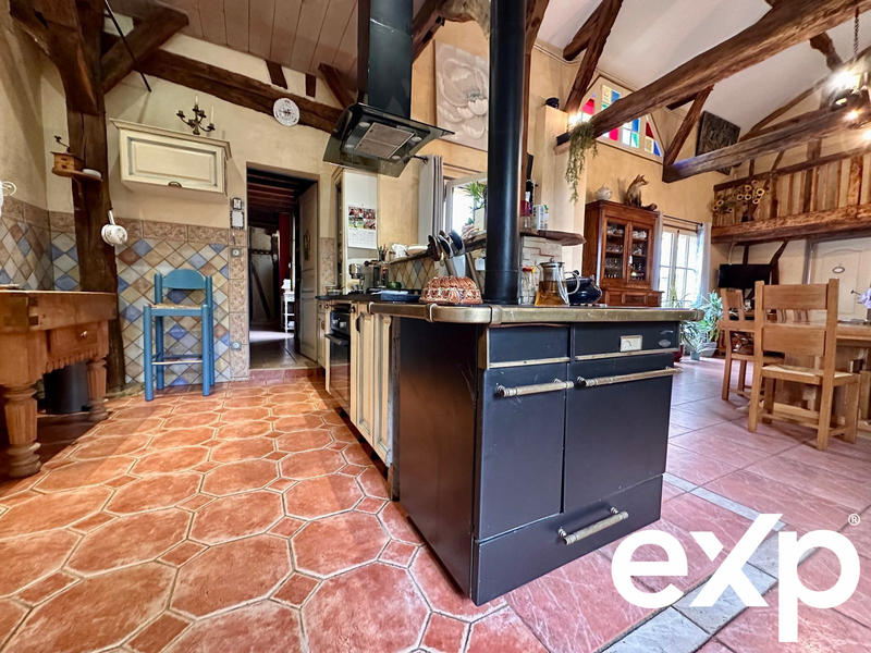 Maison - 375 m² - 17 pièces