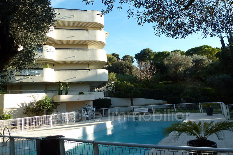 Appartement - 110 m² - 4 pièces