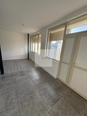 Appartement - 75 m² - 4 pièces