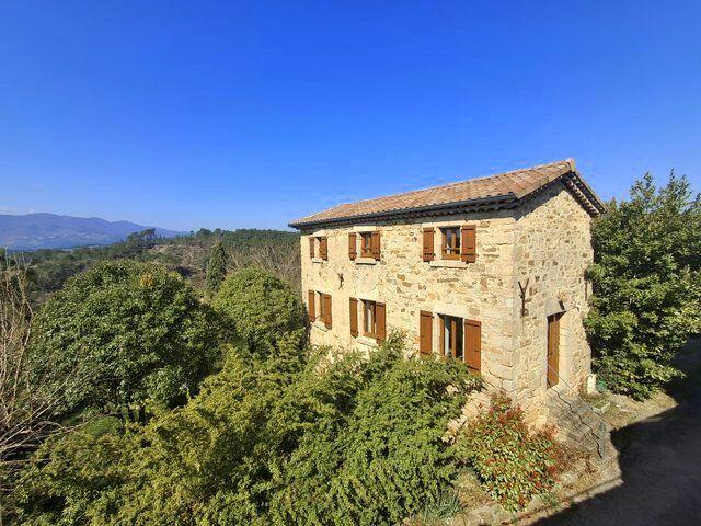 Maison - 75 m² - 5 pièces