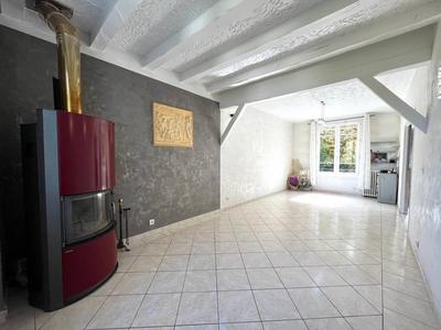 Maison - 105 m² - 5 pièces