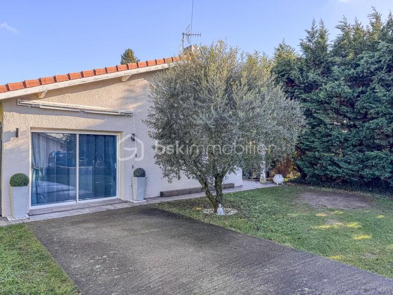 Maison - 110 m² - 4 pièces