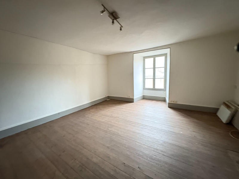 Maison - 141 m² - 6 pièces