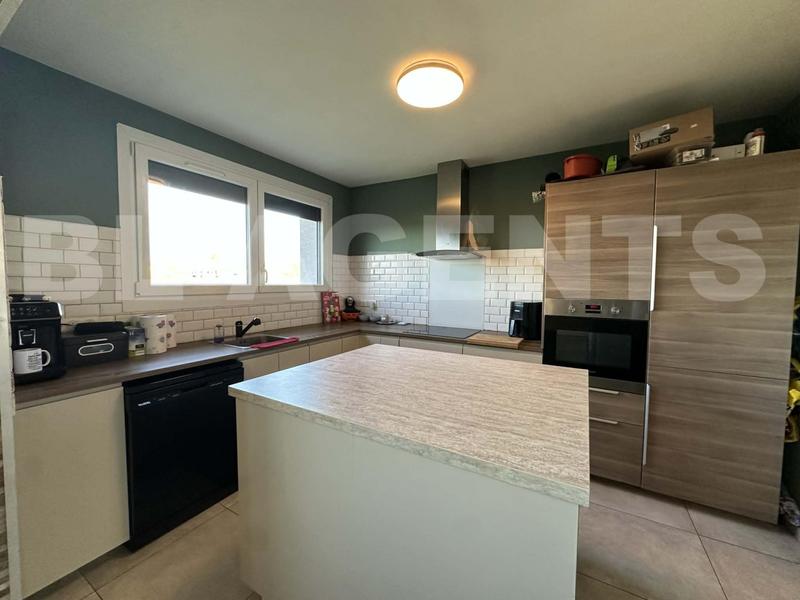 Maison - 100 m² - 5 pièces