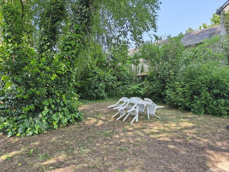 Maison - 316 m² - 9 pièces