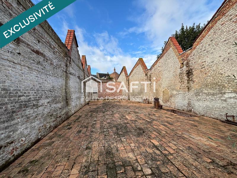 Maison - 161 m² - 9 pièces