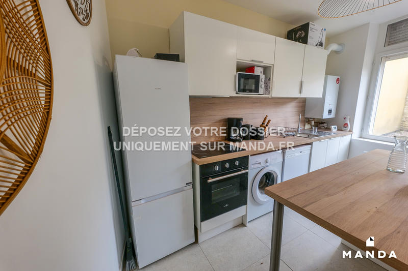 Chambre - 11 m² - 4 pièces