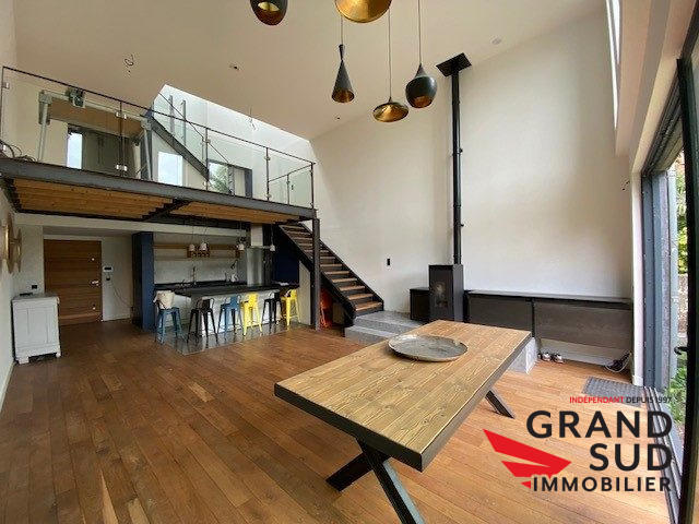 Maison - 187 m² - 5 pièces