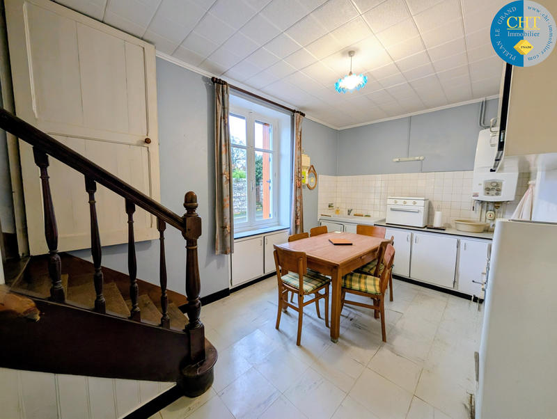 Maison - 102 m² - 6 pièces