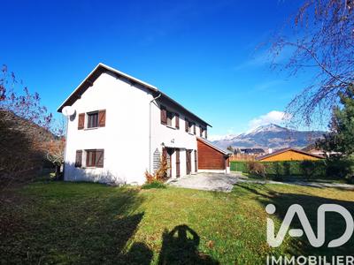 Maison - 140 m² - 7 pièces